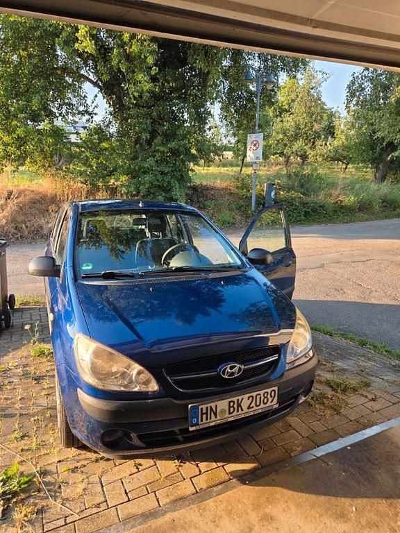 Blau Gebraucht 2008 Hyundai Getz Kleinwagen | 2.300 € (Superpreis) - Bild 1/4