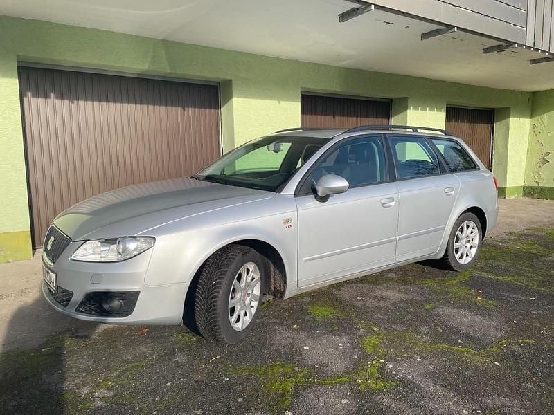 Silber Gebraucht 2012 Seat Exeo Style Kombi | 3.990 € (Fairer Preis) - Bild 1/4