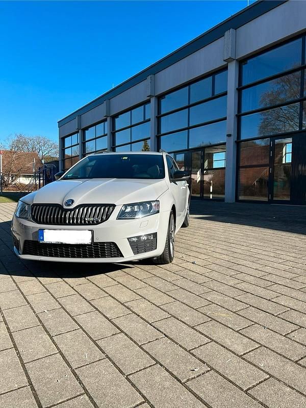 Gebraucht Skoda Octavia RS 184 PS (135 kW) 2017 Grau Kombi