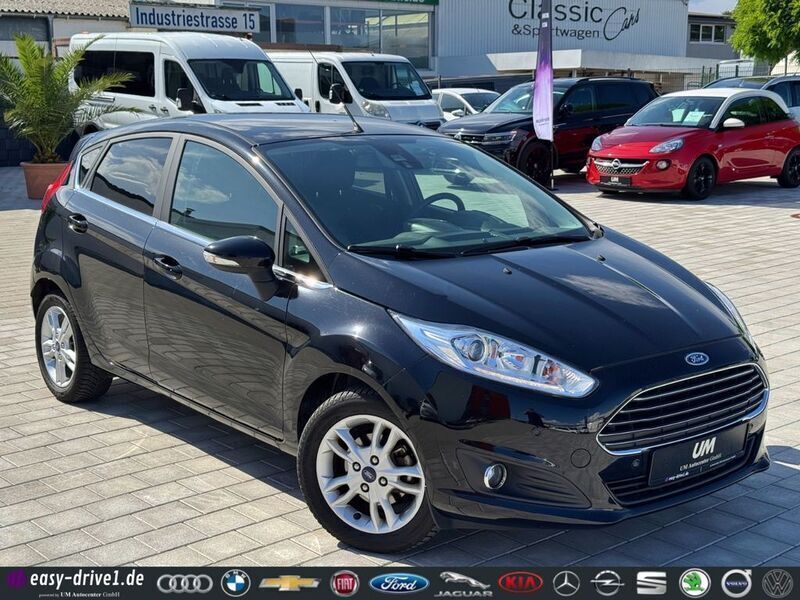 Schwarz Gebraucht 2017 Ford Fiesta Titanium Kleinwagen | 11.590 € (Guter Preis) - Bild 1/4