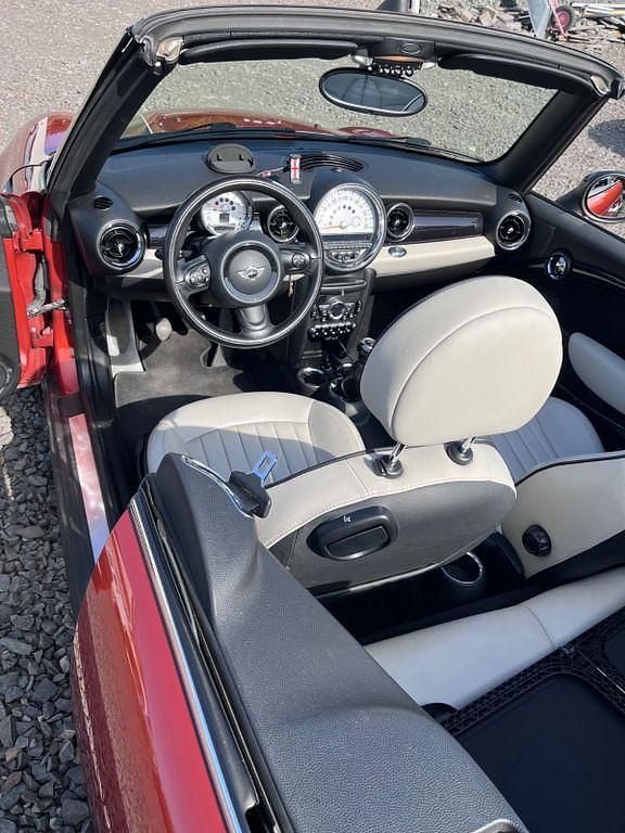 Gebraucht Mini Cooper D Cabriolet 111 PS (81 kW) 2011 Orange Cabrio