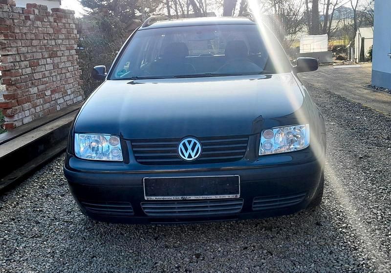 Gebraucht VW Bora 101 PS (74 kW) 2002 Schwarz Kombi