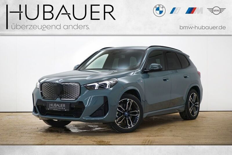 Grün Gebraucht 2024 BMW iX1 M Sport SUV | 47.890 € (Etwas zu teuer) - Bild 1/4
