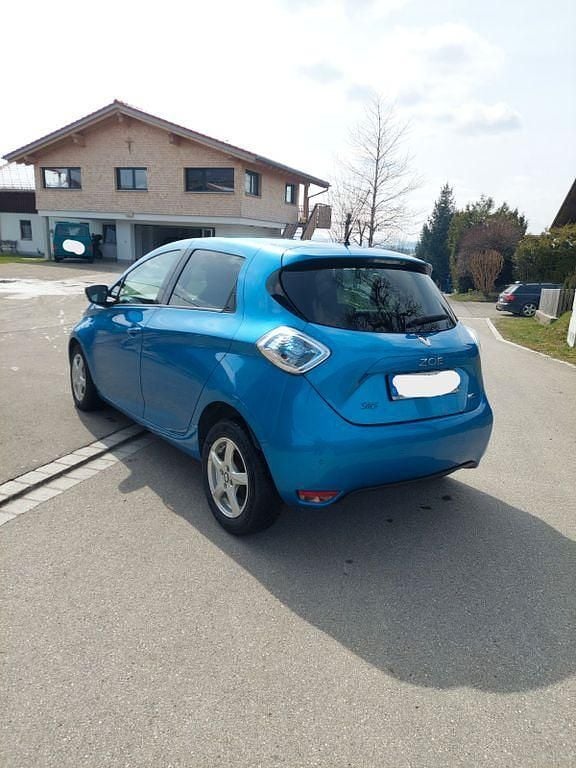 Gebraucht Renault Zoe Intens 67 kW (92 PS) 2017 Blau Kleinwagen