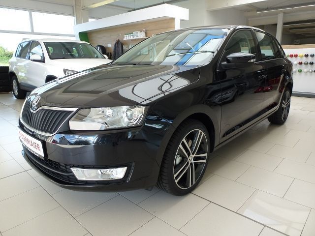 Gebraucht Skoda Rapid Style 116 PS (85 kW) 2016 Schwarz metallic Kombi