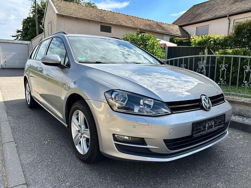 Beige Gebraucht 2015 VW Golf VII Kombi | 8.200 € (Superpreis) - Bild 1/4