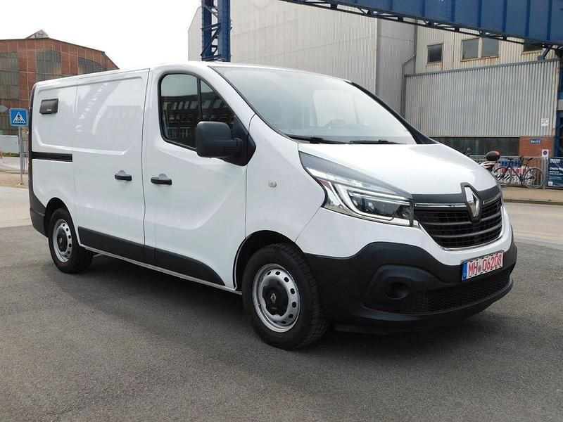 Weiß Gebraucht 2019 Renault Trafic Komfort Van | 11.499 € (Superpreis) - Bild 1/4