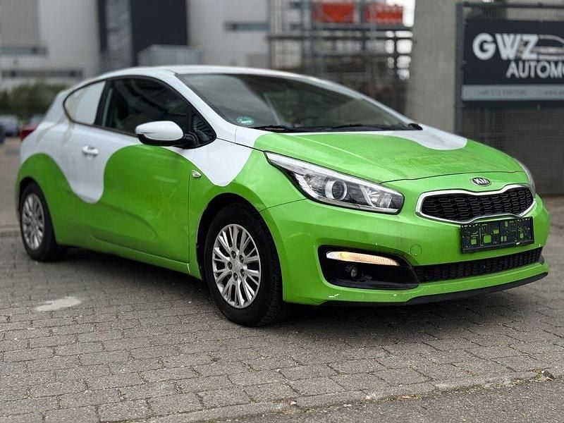 Gebraucht Kia Ceed 90 PS (66 kW) 2016 Weiß Kleinwagen