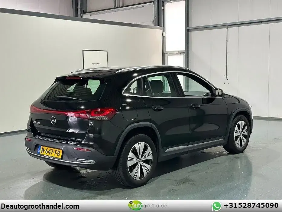 Gebraucht Mercedes EQA250 Business 139 kW (190 PS) 2021 Schwarz SUV