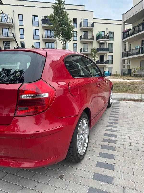 Gebraucht BMW 118 M Sport 130 PS (95 kW) 2006 Rot Kleinwagen