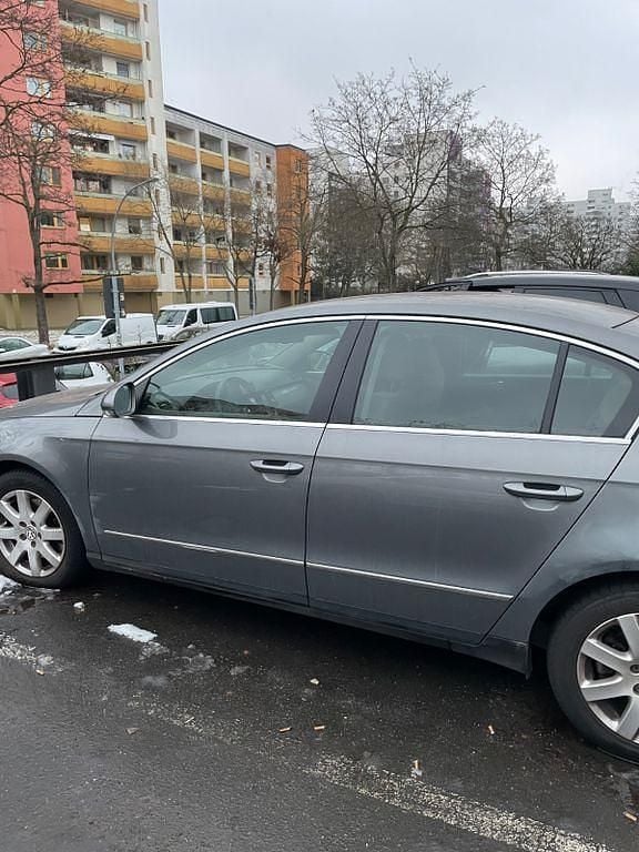 Gebraucht VW Passat 160 PS (117 kW) 2008 Grau Limousine