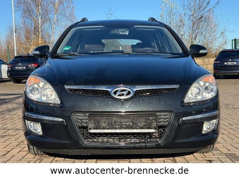 Gebraucht Hyundai i30 Classic 90 PS (66 kW) 2008 Schwarz Kombi
