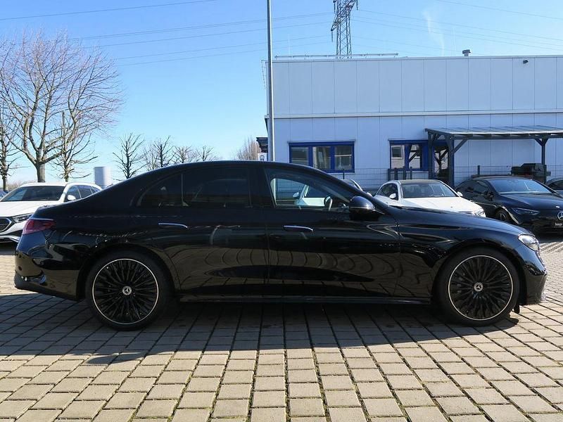 Gebraucht Mercedes E220 Advanced 197 PS (144 kW) 2025 Schwarz Limousine