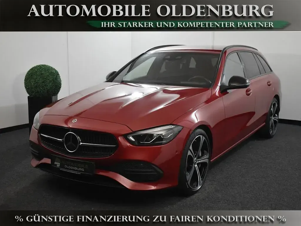 Gebraucht Mercedes C220 Avantgarde 200 PS (147 kW) 2023 Rot Limousine