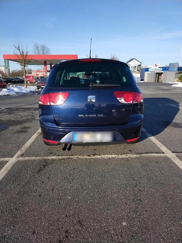 Gebraucht Seat Altea XL 140 PS (102 kW) 2012 Blau Van / Kleinbus