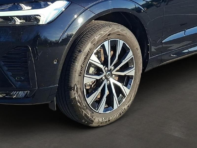 Gebraucht Volvo XC60 Plus 197 PS (144 kW) 2023 Black stone, solid / solid SUV