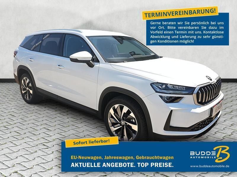 Moonweiß metallic Neu 2025 Skoda Kodiaq Selection SUV | 39.390 € (Superpreis) - Bild 1/4