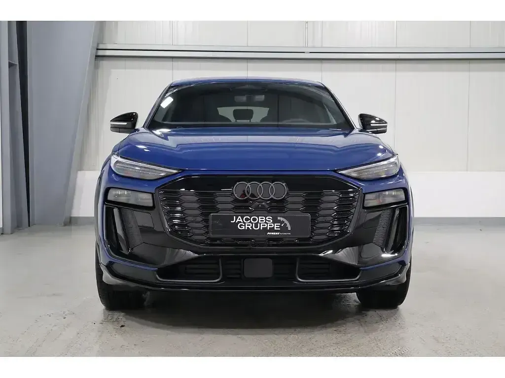 Gebraucht Audi Q6 Sportback e-tron Sport 314 kW (428 PS) 2026 Blau SUV