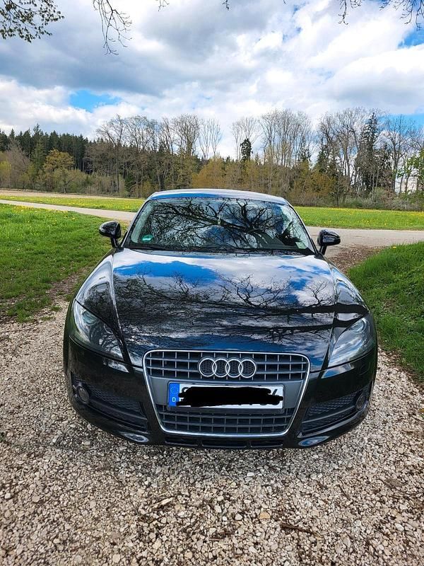 Second-hand Audi TT 160 CP (117 kW) 2009 Negru Coupe