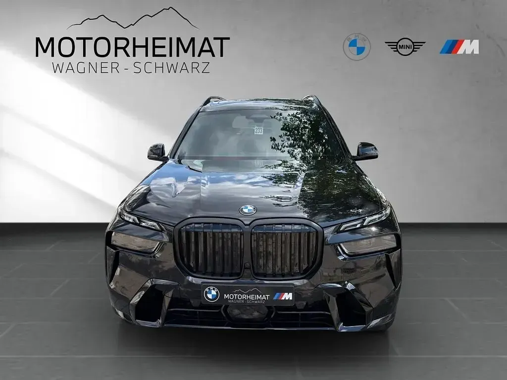 Neu BMW X7 Sport Line 352 PS (258 kW) 2026 Schwarz SUV