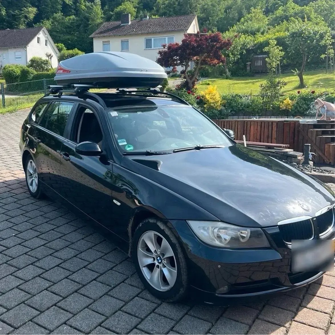 Gebraucht BMW 318 129 PS (94 kW) 2007 Schwarz Kombi