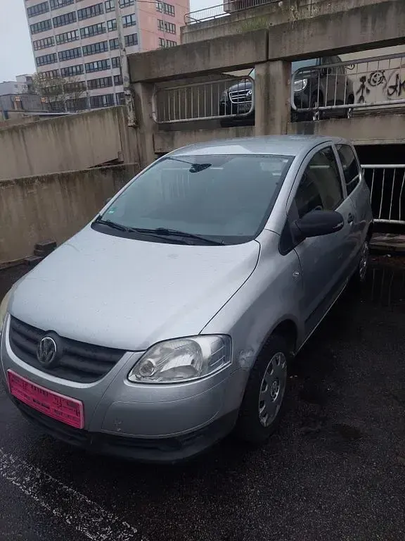 Usata VW Fox 54 CV (39 kW) 2007 Argento Utilitaria