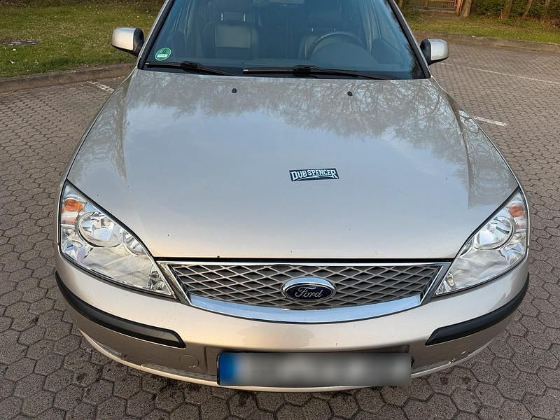 Używany Ford Mondeo 125 KM (91 kW) 2006 Beżowy Kombi