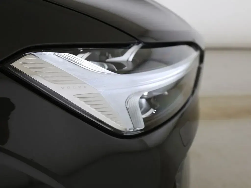 Gebraucht Volvo XC60 Ultra 455 PS (334 kW) 2024 Platinum grey / metallic SUV