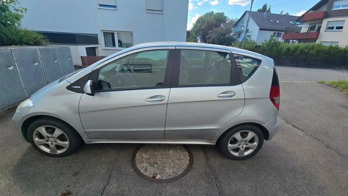 Gebraucht Mercedes A160 95 PS (69 kW) 2009 Silber Van / Kleinbus