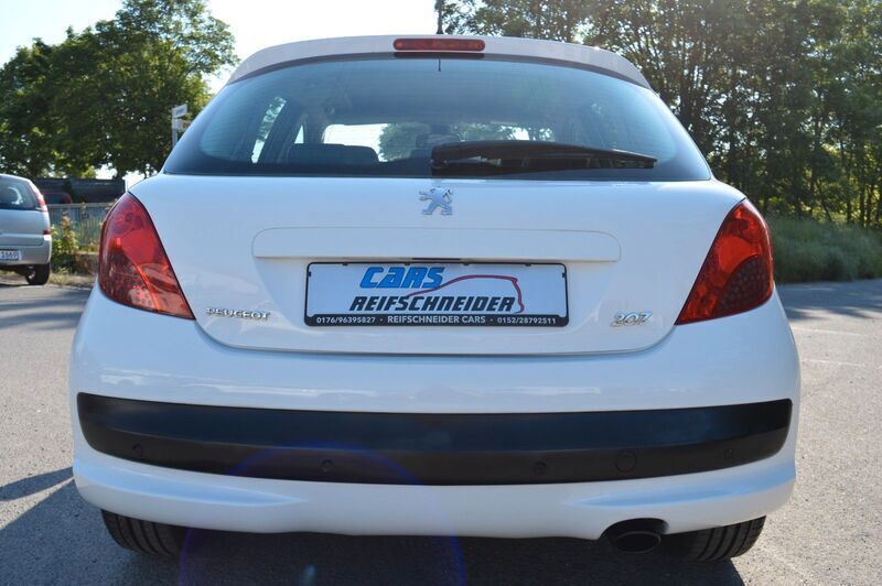 Gebraucht Peugeot 207 Platinum 150 PS (110 kW) 2007 Weiß Kleinwagen