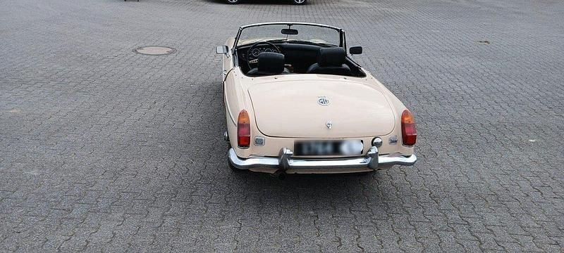 Gebraucht MG B 95 PS (69 kW) 1971 Beige Cabrio