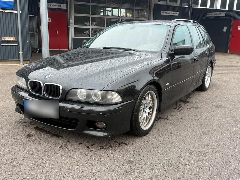 Schwarz Gebraucht 2004 BMW 525 Kombi | 1.900 € (Guter Preis) - Bild 1/4