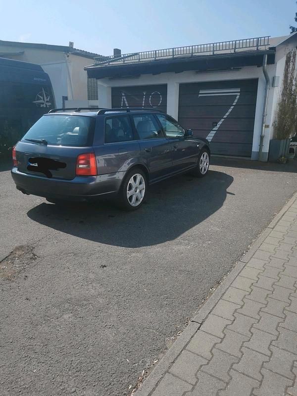 Second-hand Audi S4 265 CP (194 kW) 2000 Gri Break