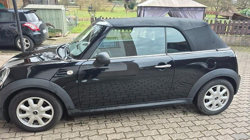 Gebraucht Mini One Cabriolet 98 PS (72 kW) 2015 Schwarz Cabrio