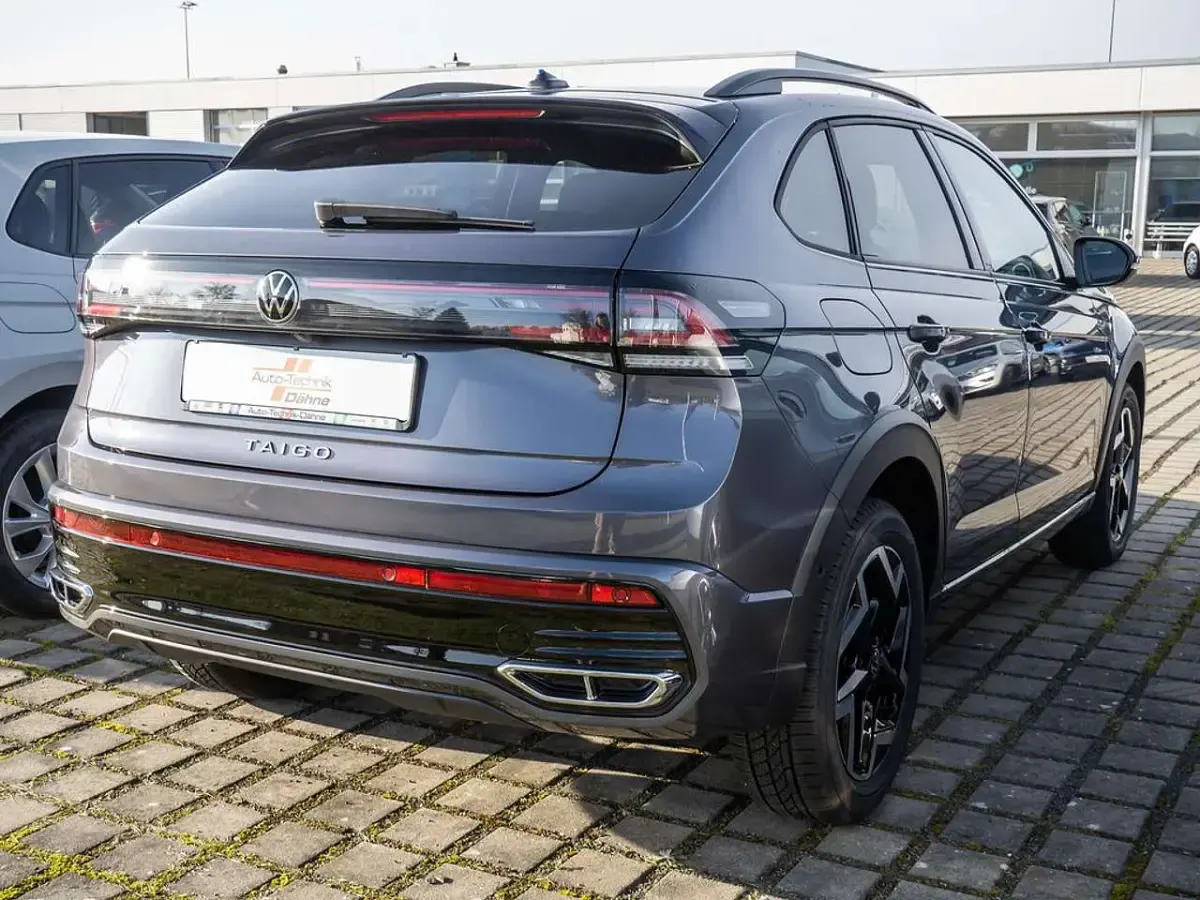Neu VW Taigo R-line 150 PS (110 kW) 2025 Grau SUV