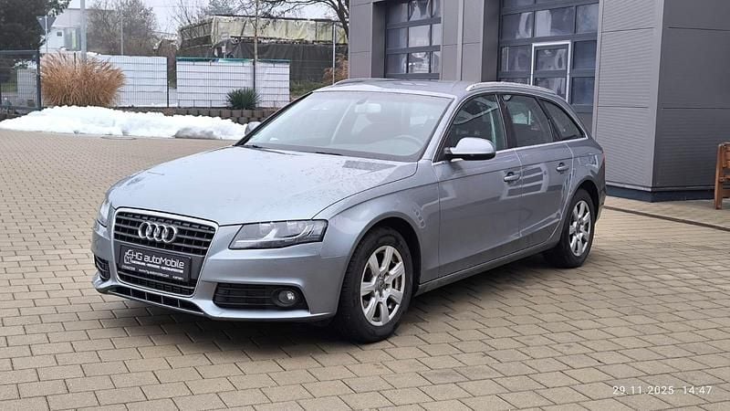 Grau Gebraucht 2011 Audi A4 Ambiente Kombi | 6.490 € (Superpreis) - Bild 1/4