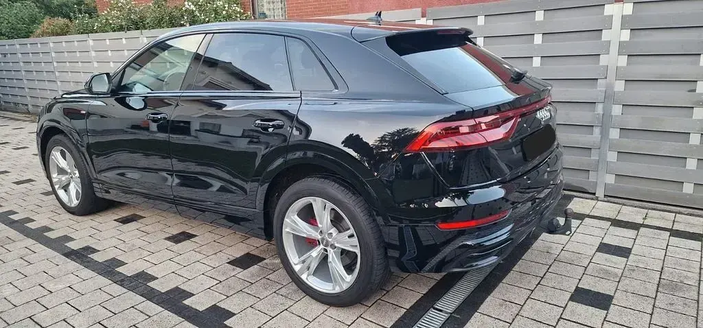 Gebraucht Audi Q8 S-Line 286 PS (210 kW) 2020 Schwarz SUV