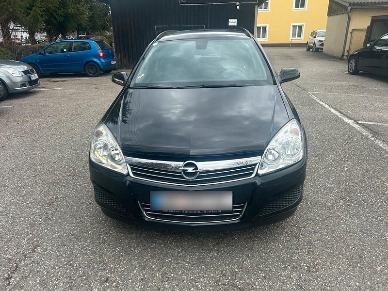 Gebraucht Opel Astra 110 PS (80 kW) 2008 Schwarz Kombi