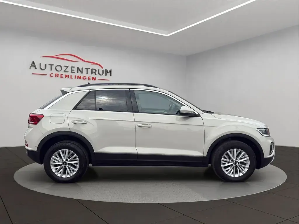 Gebraucht VW T-Roc Life 150 PS (110 kW) 2023 Grau SUV
