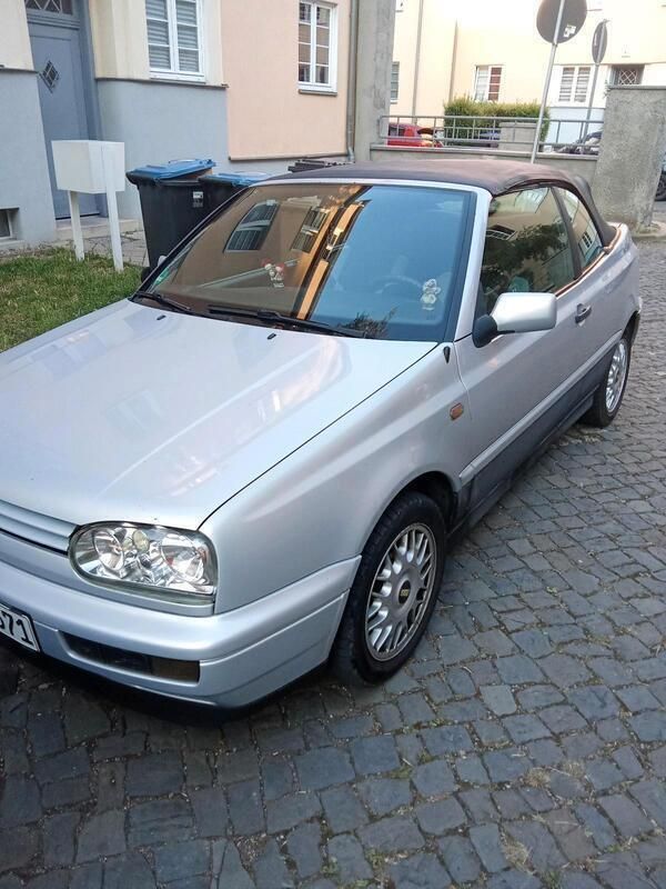 Silber Gebraucht 1996 VW Golf Cabriolet Cabrio | 1.800 € (Guter Preis) - Bild 1/4