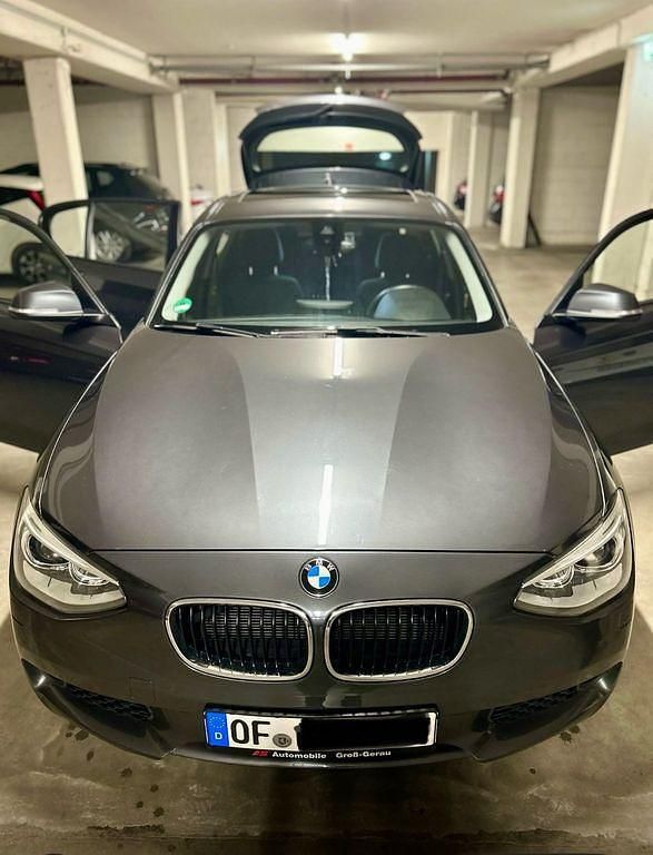 Blau Gebraucht 2013 BMW 116 Sport Line Kleinwagen | 4.800 € (Guter Preis) - Bild 1/4