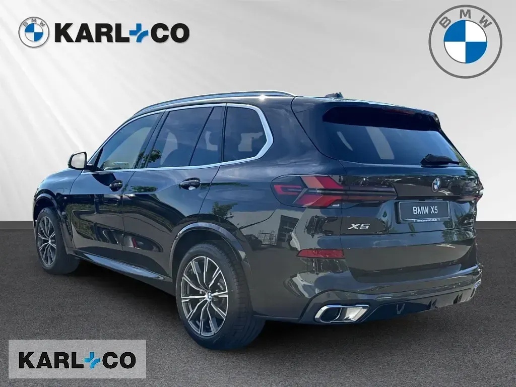 Neu BMW X5 M Sport 286 PS (210 kW) 2026 Black sapphire metallic (schwarz) SUV