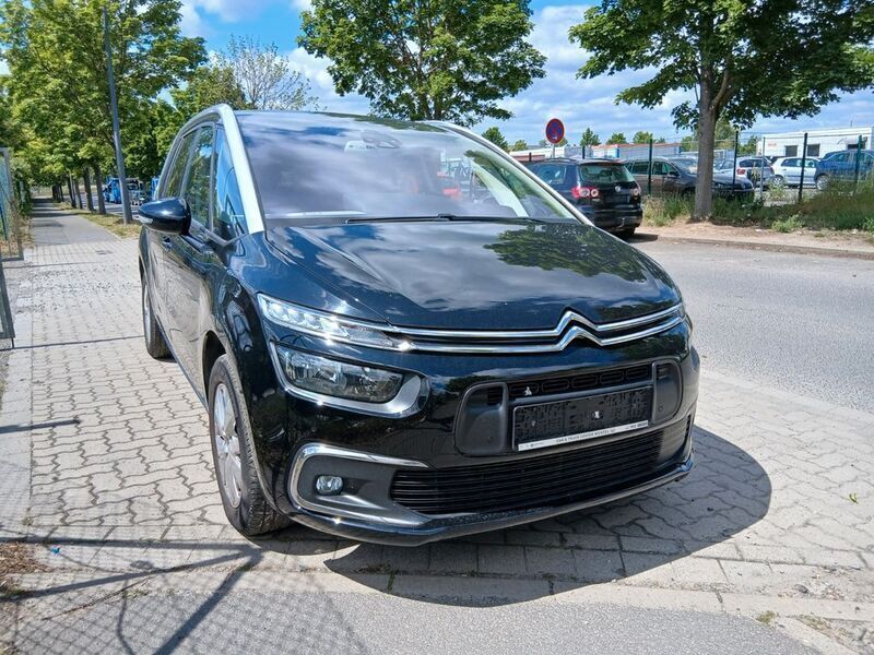 Schwarz Gebraucht 2021 Citroën Grand C4 Picasso Feel Van / Kleinbus | 13.299 € (Fairer Preis) - Bild 1/4