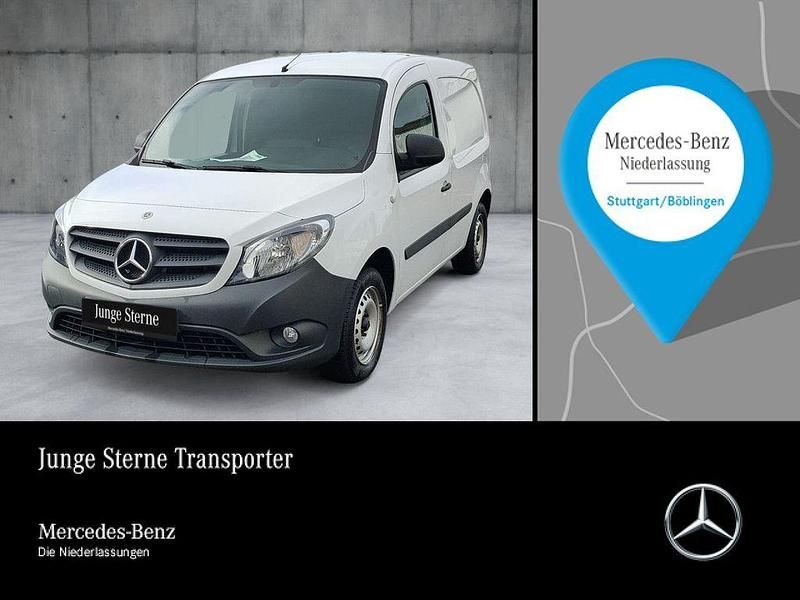 Weiß Gebraucht 2020 Mercedes Citan 108 Van / Kleinbus | 12.233 € (Teuer) - Bild 1/4