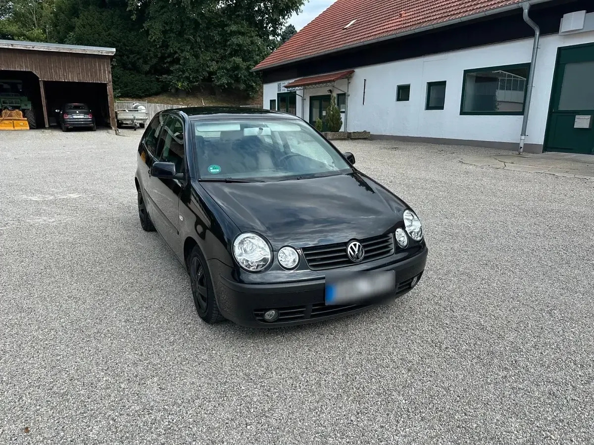 Gebraucht VW Polo 75 PS (55 kW) 2002 Schwarz Kleinwagen
