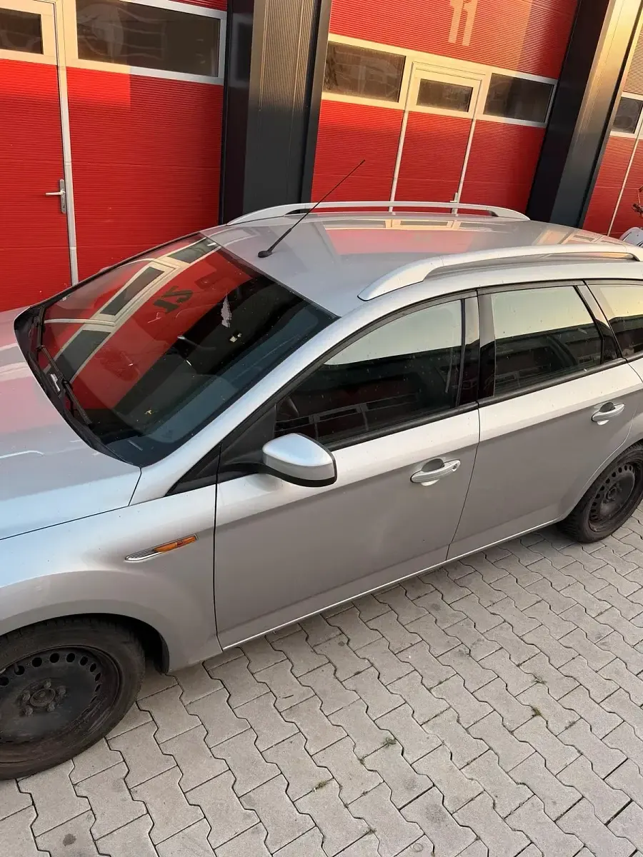 Gebraucht Ford Mondeo 145 PS (106 kW) 2008 Grau Kombi