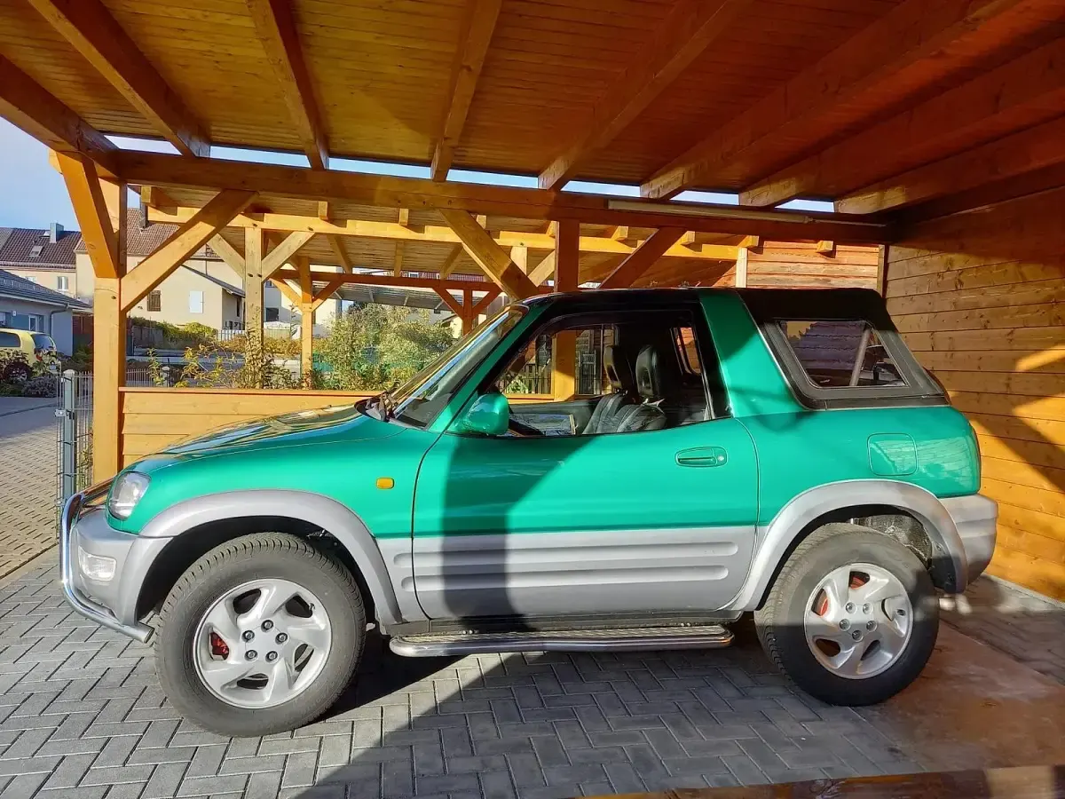 Gebraucht Toyota RAV4 128 PS (94 kW) 1999 Grün SUV