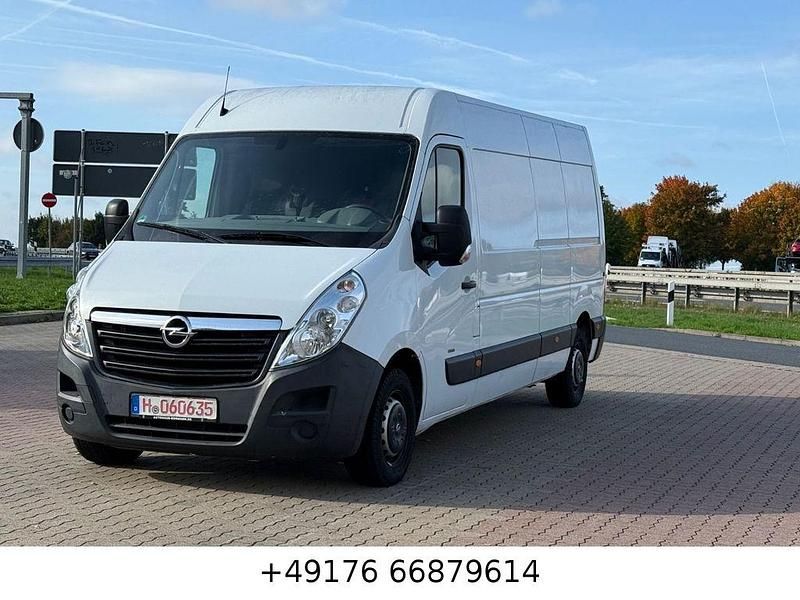 Weiß Gebraucht 2018 Opel Movano Van | 13.300 € (Guter Preis) - Bild 1/4
