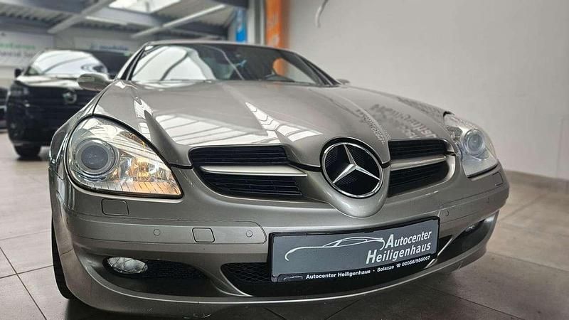 Gebraucht Mercedes SLK280 231 PS (169 kW) 2007 Cubanitsilber Cabrio