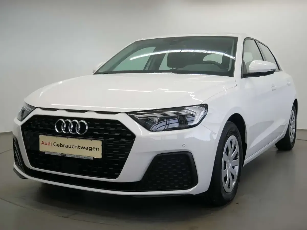 Gebraucht Audi A1 Sportback 95 PS (69 kW) 2022 Cortinaweiss Kleinwagen